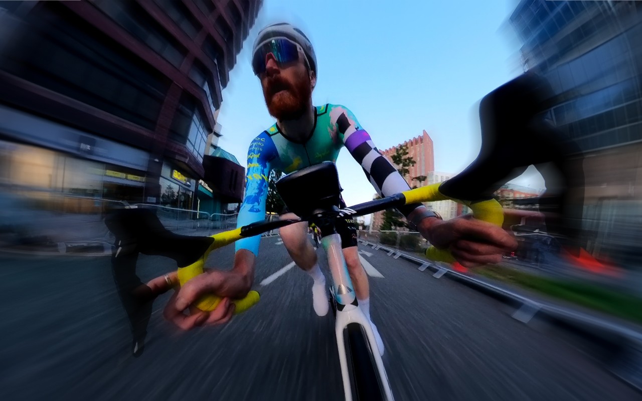 MINI all-electric - mosaic - exterior